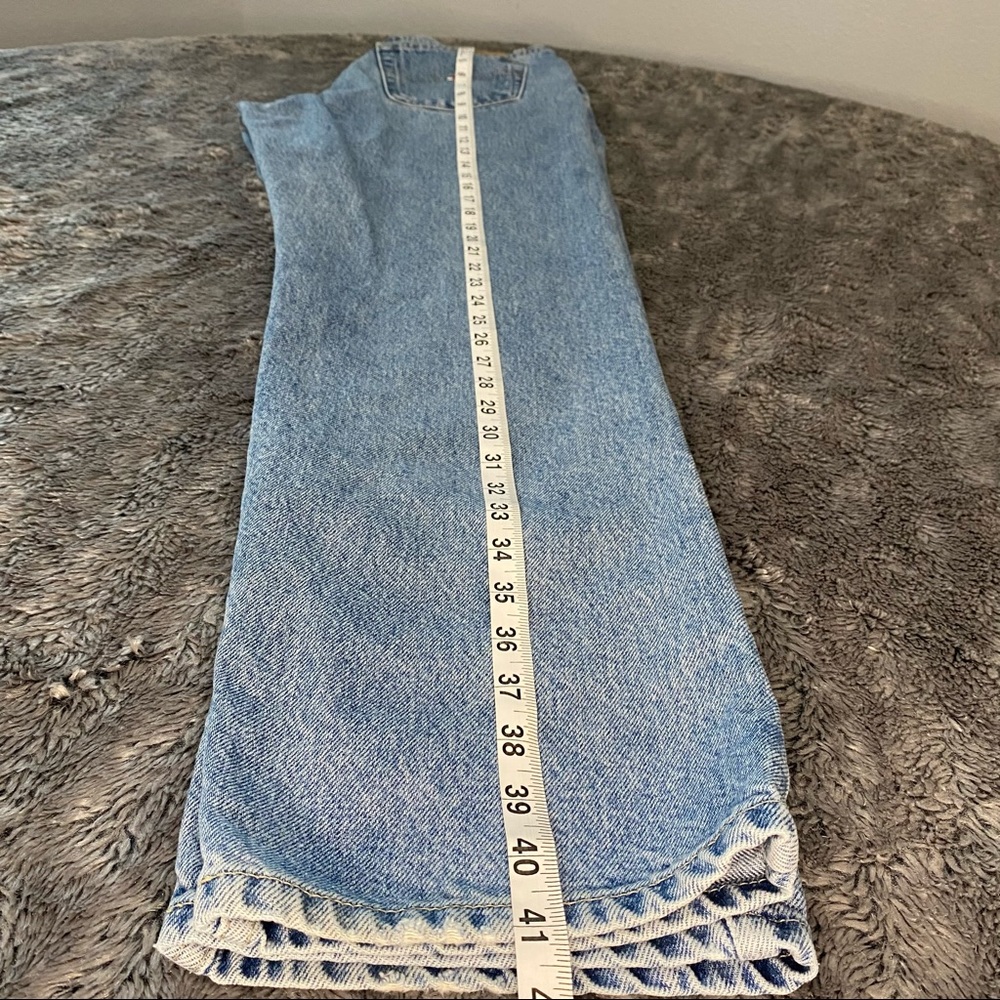 Tommy Hilfiger Jeans - Picture 11 of 16